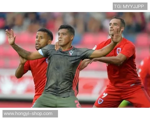 杭州足球队在世锦赛积分榜上以81分稳居第一名展现强劲实力 杭州足球队在世锦赛积分榜上以81分稳居第一名展现强劲实力